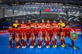 [天下足球]吉拉西点射 十人多特不敌美因茨