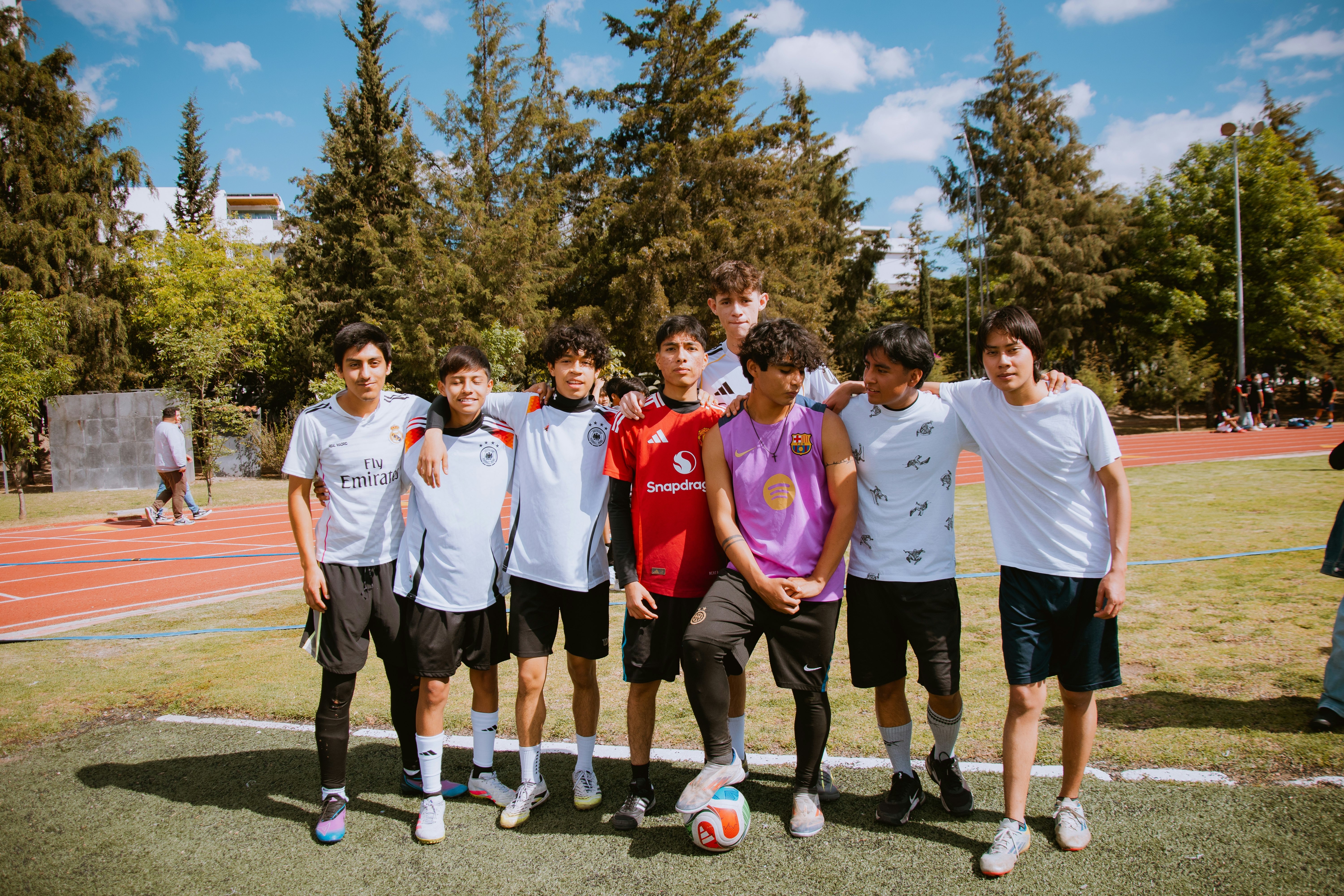 [NBA-湖人] 湖人91-107不敌马刺 球员评价：东契奇优秀，2人及格，7人崩盘